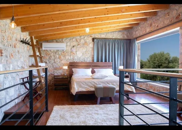 Del Mar Stone House Amuoso Bay 别墅