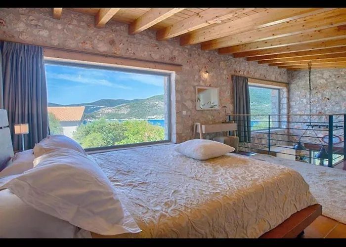 Del Mar Stone House Amuoso Bay 别墅 *